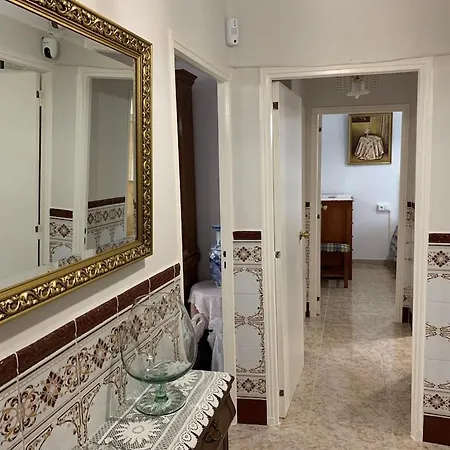 Cuentame -apartamento Bien Equipado, De Facil Aparcamiento Y Acceso-ideal Punto De Partida De Sus Rutas Lägenhet