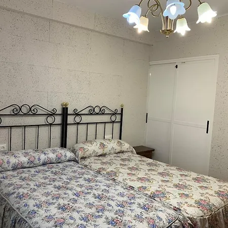 Διαμέρισμα Cuentame -apartamento Bien Equipado, De Facil Aparcamiento Y Acceso-ideal Punto De Partida De Sus Rutas *