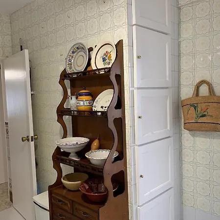 Cuentame: Equipped With Easy Parking And Access Apartment