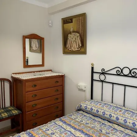 Apartamento Cuéntame -apartamento Bien Equipado, De Fácil Aparcamiento Y Acceso-ideal Punto De Partida De Sus Rutas *