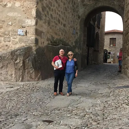 Lägenhet Cuentame -apartamento Bien Equipado, De Facil Aparcamiento Y Acceso-ideal Punto De Partida De Sus Rutas