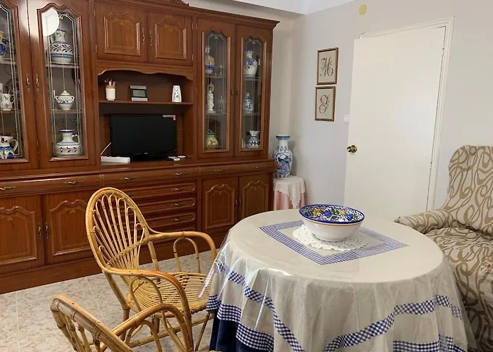 Cuentame -apartamento Bien Equipado, De Facil Aparcamiento Y Acceso-ideal Punto De Partida De Sus Rutas Appartement