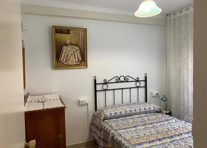 Appartamento Cuéntame -apartamento Bien Equipado, De Fácil Aparcamiento Y Acceso-ideal Punto De Partida De Sus Rutas