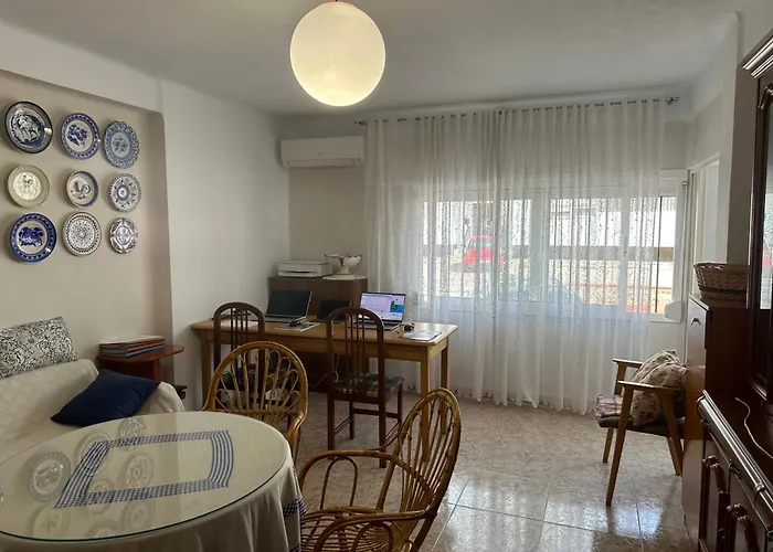 Apartment Cuentame: Equipped With Easy Parking And Access